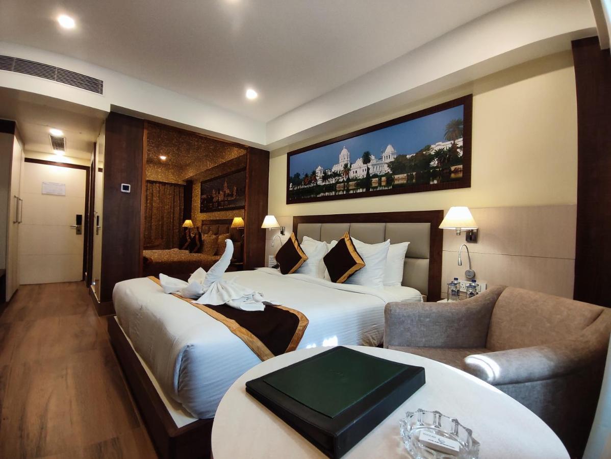 Hotel Rimi International Agartala Exterior photo